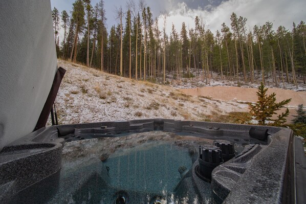 Bain à remous extérieur