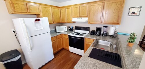 ENTIRE Place 2 Bed 2 Bath. Everything You Need for a Hassle-Free Stay in Biloxi.