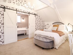 1 多间卧室、特色装修、特色家居、免费 WiFi