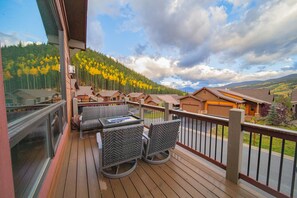 Premium Townhome, 4 Bedrooms, Hot Tub, Mountain View (Alders 58 Outpost) | View from room
