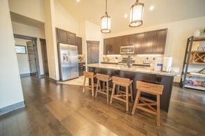 Premium Townhome, 4 Bedrooms, Hot Tub, Mountain View (Alders 58 Outpost) | Exterior - Alders 58 Outpost (Keystone)