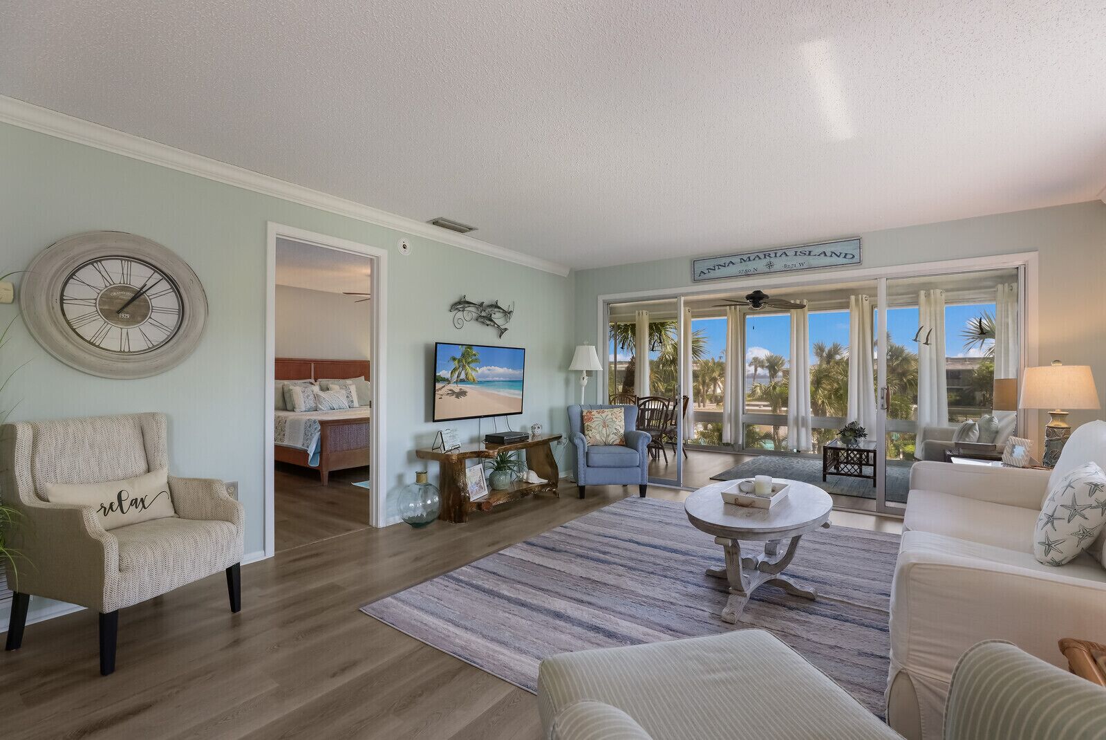 Holmes Beach Bayside 2BR Condo with Water View!