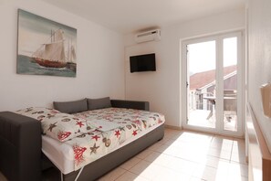 2 bedrooms, Internet