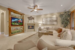 TV, fireplace, ping pong