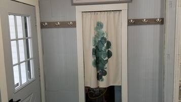 3 habitaciones, tabla de planchar con plancha y wifi gratis