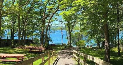 That Cottage by the Lake!!