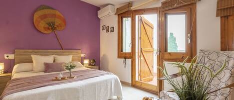 4 dormitorios, tabla de planchar con plancha, cuna de viaje