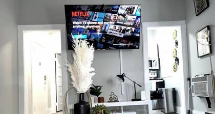 Location, Location, Location - National Cathedral & more with FREE PARKING