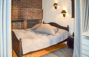 4 bedrooms, free WiFi