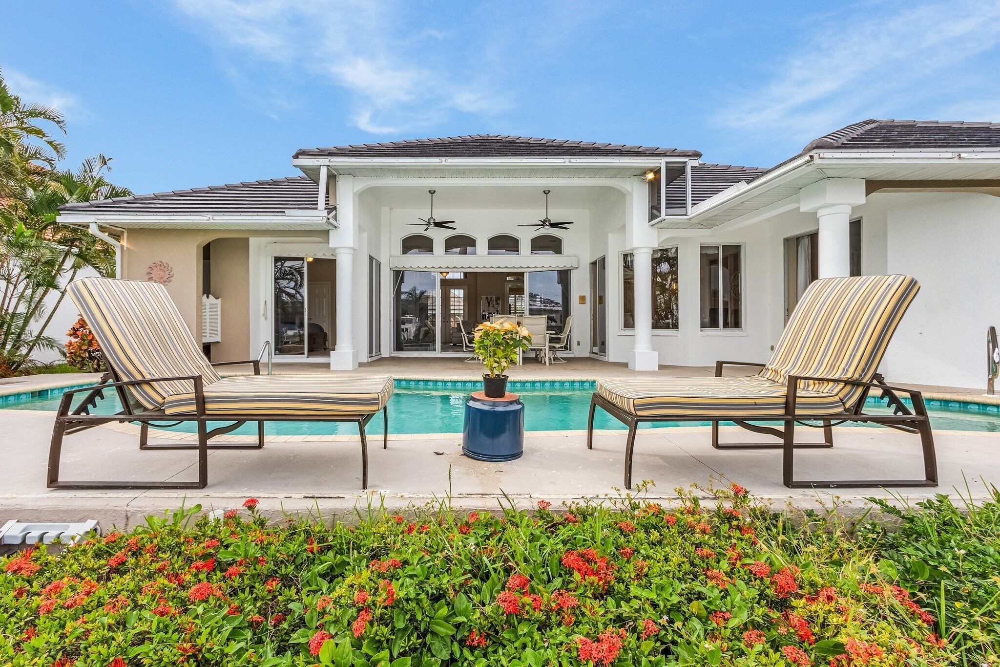 Kayaks, Heated Pool, Sunsets on the Dock - Port Royal - Roelens Vacations