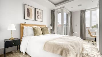 2 quartos, ferros/tábuas de passar roupa, Wi-Fi, roupa de cama