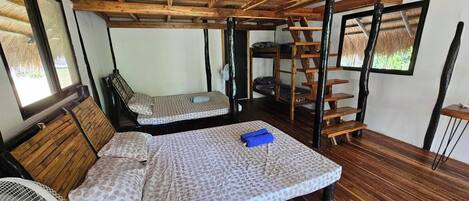 1 bedroom, desk, WiFi, bed sheets
