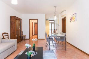 Apartment | 2 bedrooms - Italianway Easy - Corso Como 8 (Milan)