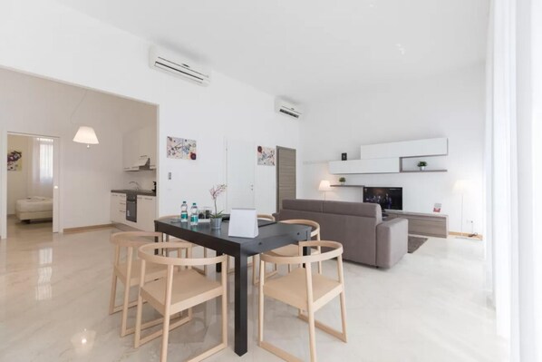 House | 1 bedroom