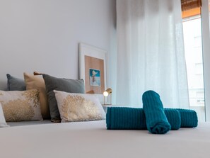 1 quarto, ferros/tábuas de passar roupa, acesso à internet