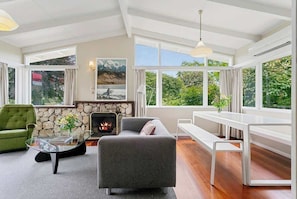 TV, fireplace, offices