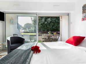 1 slaapkamer, reisbedje, gratis wifi, beddengoed