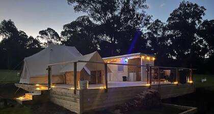 Tranquil Glamping tent and kitchenette/bathroom