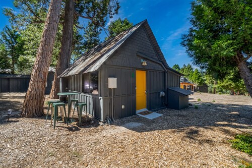 Cabin #9 - The Perch at Twin Peaks