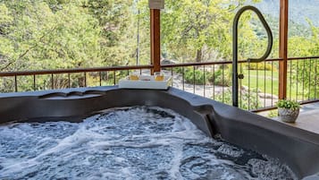 室外 SPA 浴缸