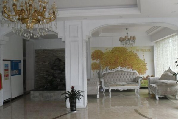 Interior - Yunhe Brilliant Business Hotel (Yunhe)