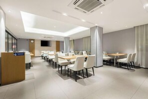 Restaurant - Yeste Hotel (Yulin Jiangbin Road Cross Street) (Yulin)