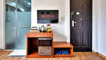 Sábanas de algodón egipcio, ropa de cama de alta calidad y minibar