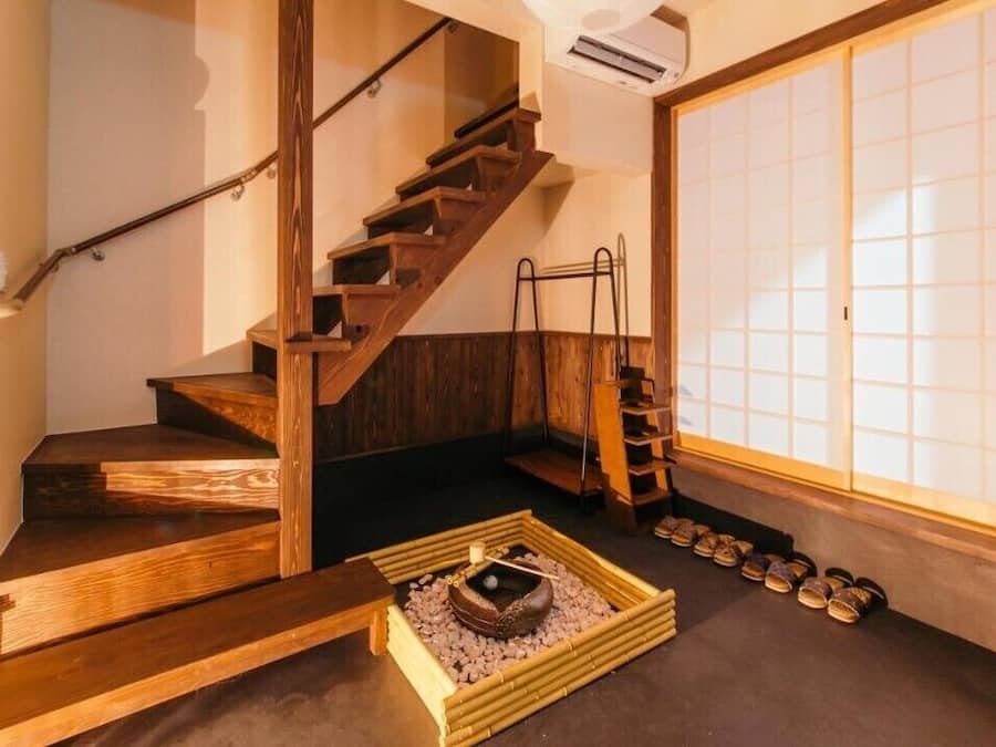 Bureau, Wi-Fi gratuit, draps fournis