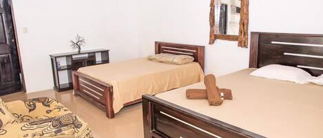 1 bedroom, WiFi, bed sheets