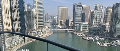 Vue depuis lâhĂ©bergement