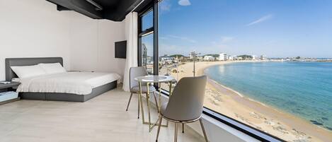 Basic Room, 1 Bedroom (3cheung lubi(osyeonbyu)) | 1 bedroom, free WiFi