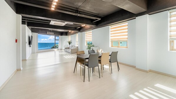 Kamar Basic, 3 kamar tidur (2cheung sapaieo(osyeonbyu)) | 1 kamar tidur dan Wi-Fi gratis