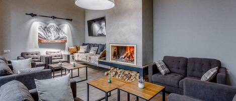 Coin salon dans le hall