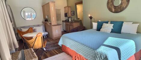 1 室のベッドルーム、WiFi (無料)、ベッドシーツ