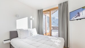 Unclassified image, 3 of 19, button - Modern apartment for 6 ski-in/ski-out in Val Thorens (Val Thorens)