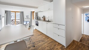 Unclassified image, 4 of 19, button - Modern apartment for 6 ski-in/ski-out in Val Thorens (Val Thorens)