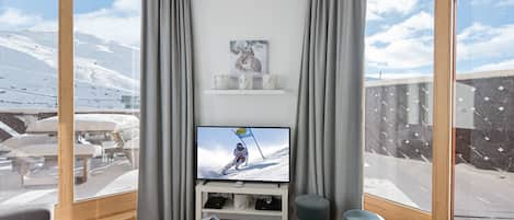 テレビ