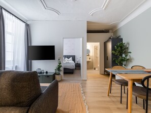 One-Bedroom Suite | Living area