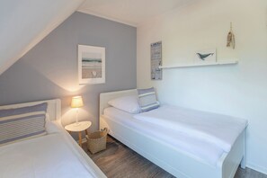 2 chambres, fer et planche à repasser, accès au Wi-Fi (inclus)