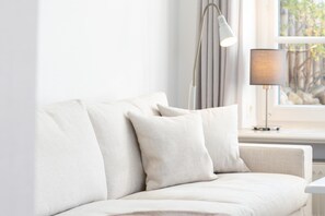 Fernseher, Stereoanlage