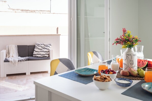 Exclusive Apartment | Private kitchen | Fridge, espresso maker, coffee/tea maker, electric kettle - Volturno3 Suites & more (Mazara del Vallo)