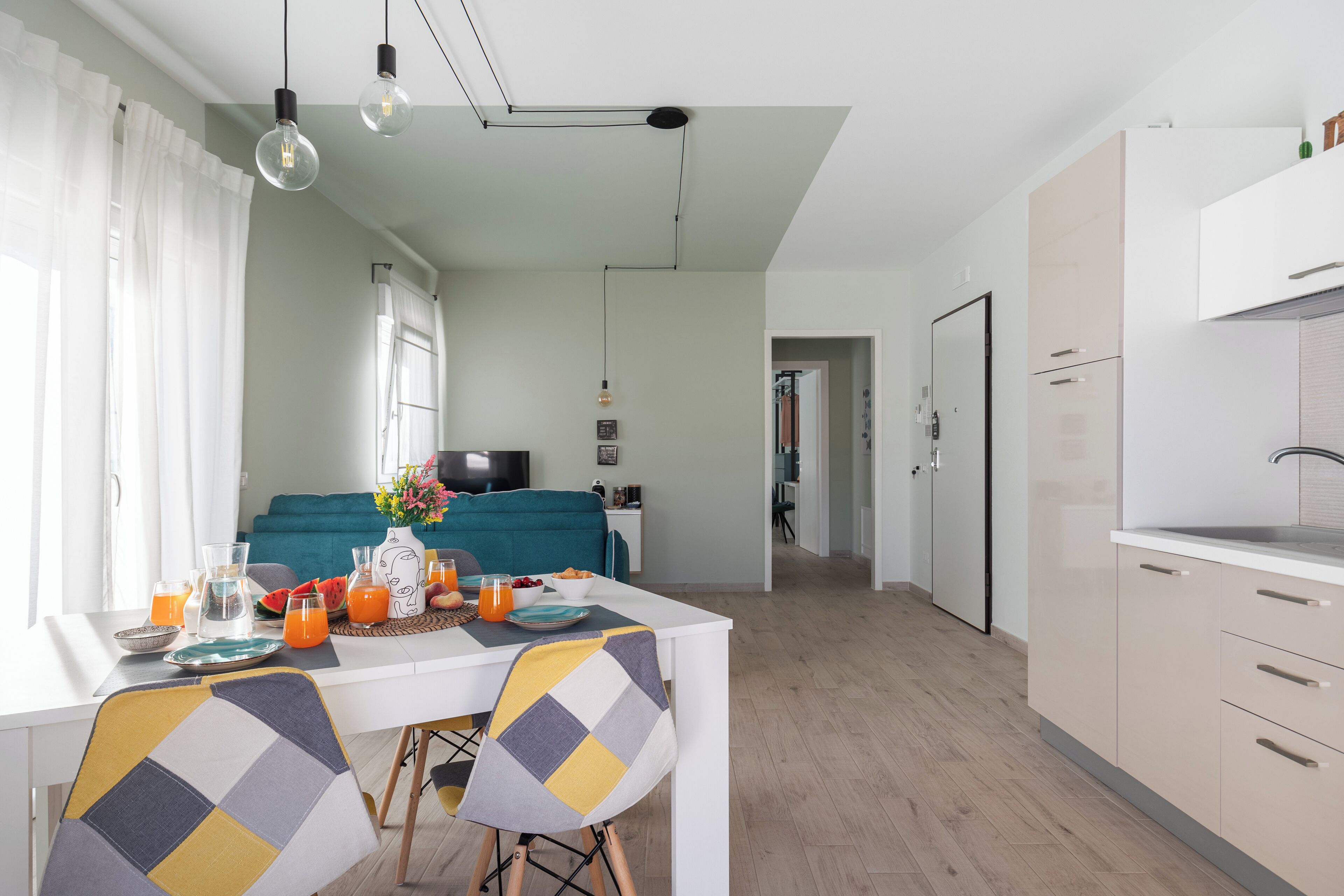 Exclusive-Apartment | Eigene Küche | Kühlschrank, Espressomaschine, Wasserkocher mit Kaffee-/Teezubehör