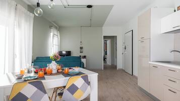 Exclusive-Apartment | Eigene Küche | Kühlschrank, Espressomaschine, Wasserkocher mit Kaffee-/Teezubehör