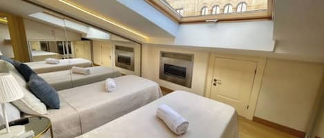 2 bedrooms