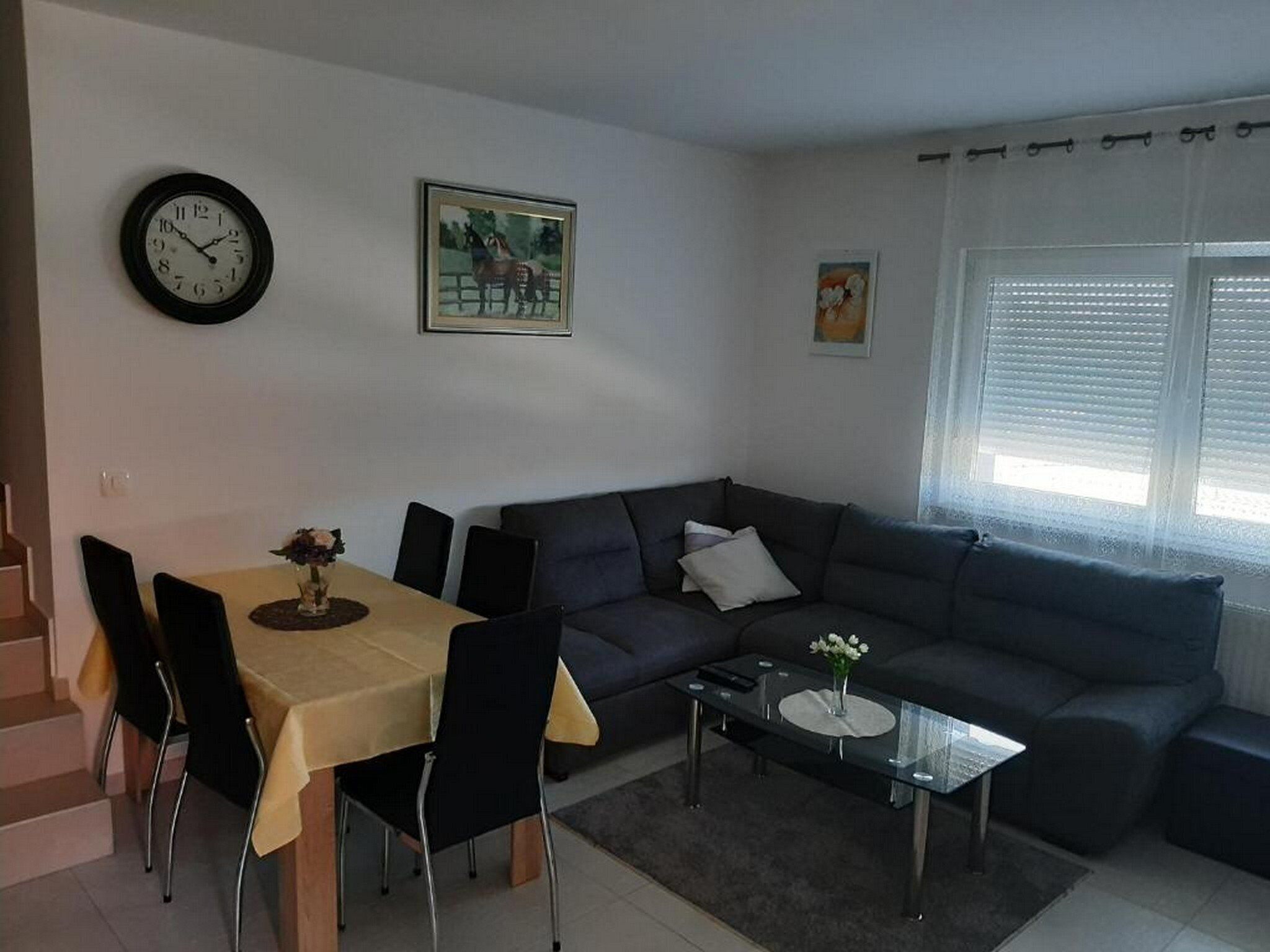 Huoneisto (One Bedroom Apartment with Sauna) | Olohuone | Televisio