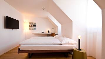 Chambre Double Supérieure | Literie de qualité supérieure, bureau