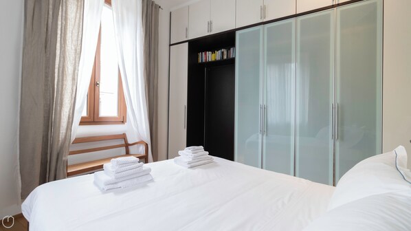 1 Schlafzimmer, Bügeleisen/Bügelbrett, Bettwäsche