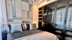 Deluxe Apartment | 2 bedrooms, iron/ironing board, cribs (surcharge), WiFi (free) - High End & City View by FeelHome (Tel Aviv)