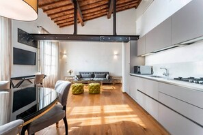 Interior - At Home Apartments Santa Croce in Florence (Firenze)