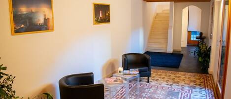 Hall